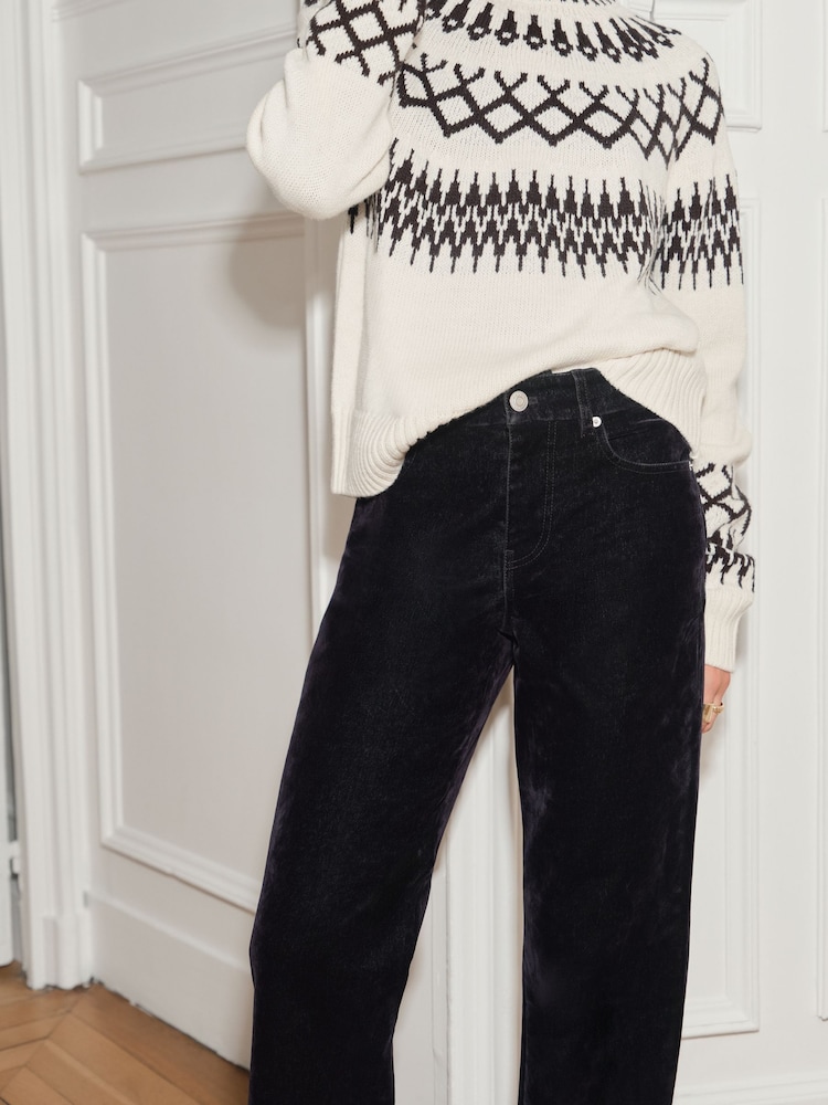 BHOEM Black Washed Velvet 5 Pockets Straight Stretch Jeans with Rivets - Image 2 of 4 BHOEM Black Washed Velvet 5 Pockets Straight Stretch Jeans with Rivets - Image 2 of 4