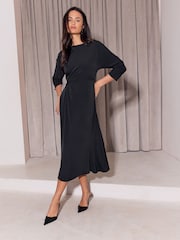 Sort - Lipsy Knot Side Batwing 3/4 Sleeve Midi Dress - Billede 1 af 5