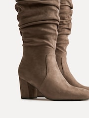 Linzi Mocha Brown Brooke Ruched High Leg Boots - Image 4 of 5
