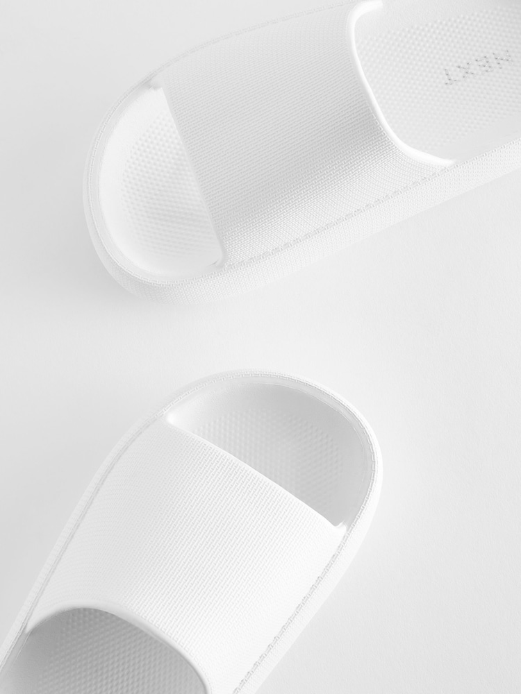 White Chunky Sliders - Image 6 of 6