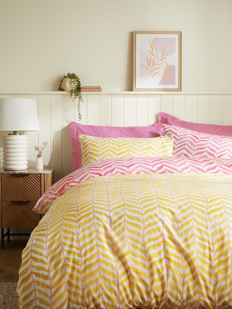 Pink / Yellow Leaf Duvet Cover and Pillowcase Set - Image 2 of 6