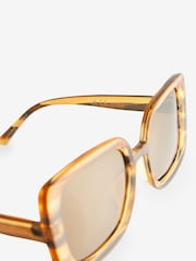 Tortoiseshell Brown Polarized Sqaure Sunglasses - Image 6 of 7