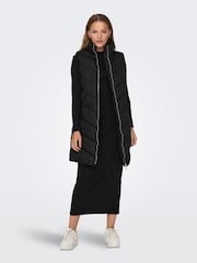 JDY Black Longline Padded Quilted Gilet - Image 3 of 7