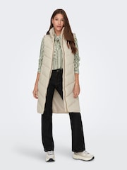 JDY Cream Longline Padded Quilted Gilet - Image 2 of 7