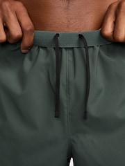 Nike Dark Green Dri-FIT Challenger 5 inch Brief Lined Running Shorts - Image 5 of 10