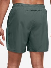 Nike Green Challenger Dri-FIT 7 inch 2-in-1 Running Shorts - Image 4 of 9