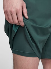 Nike Green Challenger Dri-FIT 7 inch 2-in-1 Running Shorts - Image 7 of 9