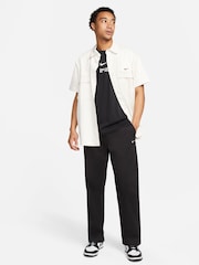 Nike Black Sportswear Graphic 100% Cotton T-Shirt - Image 7 of 9