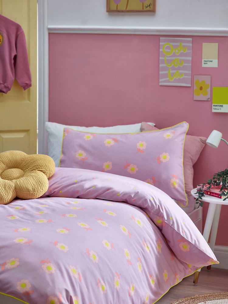 Printed Polycotton Duvet Cover and Pillowcase Bedding Set - Image 11 of 11