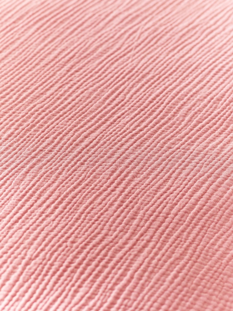 Pink Crinkle Muslin 100% Cotton Duvet Cover and Pillowcase Set - Image 8 of 8