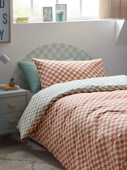 Sage/Rust Checkerboard 100% Cotton Printed Bedding Duvet Cover and Pillowcase Set - Image 2 of 9