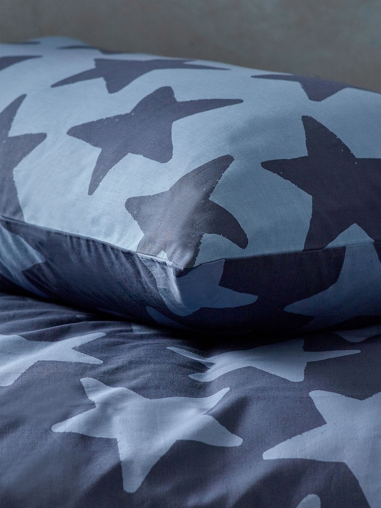 Navy Stars 100% Cotton Printed Bedding Duvet Cover and Pillowcase Set - Image 7 of 10
