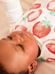 White/Strawberry 0.5 Tog Baby 100% Cotton Sleep Bag - Image 8 of 11