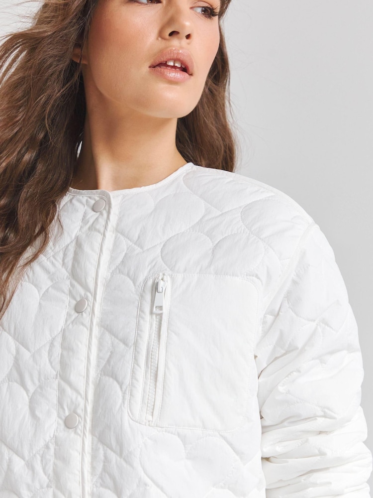 Simply Be White Heart Quilted Jacket - Image 4 of 4