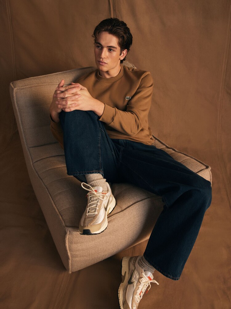 Lacoste Fleece Lined Crew-Neck Jumper - Image 4 of 10