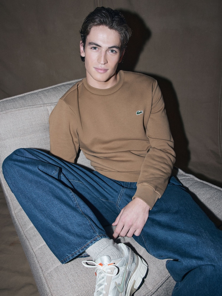 Lacoste Fleece Lined Crew-Neck Jumper - Image 7 of 10