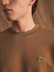 Коричневый - Lacoste классический флисовый свитшот - Изображение 8 из 10