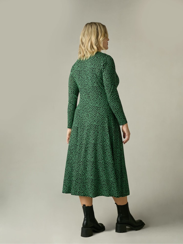 Live Unlimited Green Curve Spot Print Jersey Wrap Dress - Image 2 of 5