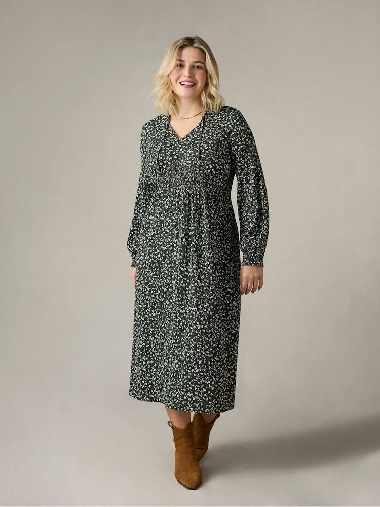 Live Unlimited Green Curve Ditsy Jersey Shirred Waist Dress - Image 1 of 8