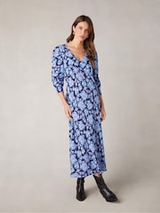 Ro&Zo Blurred Floral Print V-Neck Midi Dress - Image 4 of 9