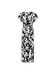 Ro&Zo Black Petite Harper Mono Floral Print Flutter Sleeve Midaxi Dress - Image 6 of 7