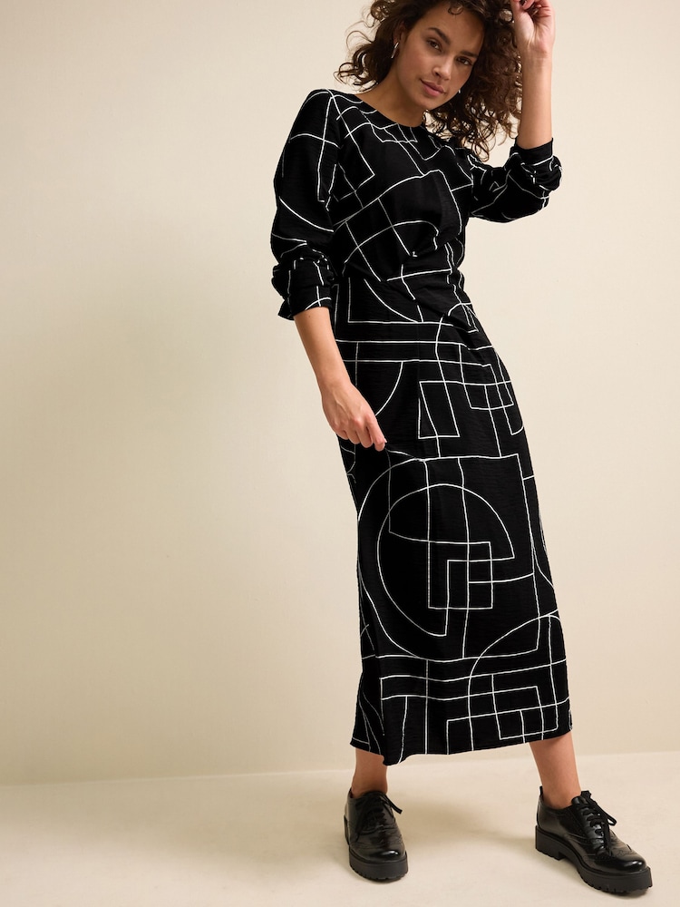 Black & White Geometric Print Twist Waist Long Sleeve Midi Dress - Image 2 of 6 Black & White Geometric Print Twist Waist Long Sleeve Midi Dress - Image 2 of 6