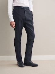 Bleu marine - Coupe ajustée  Signature Empire Mills British Wool Rayure Pantalon de costume - Image 1 de 8