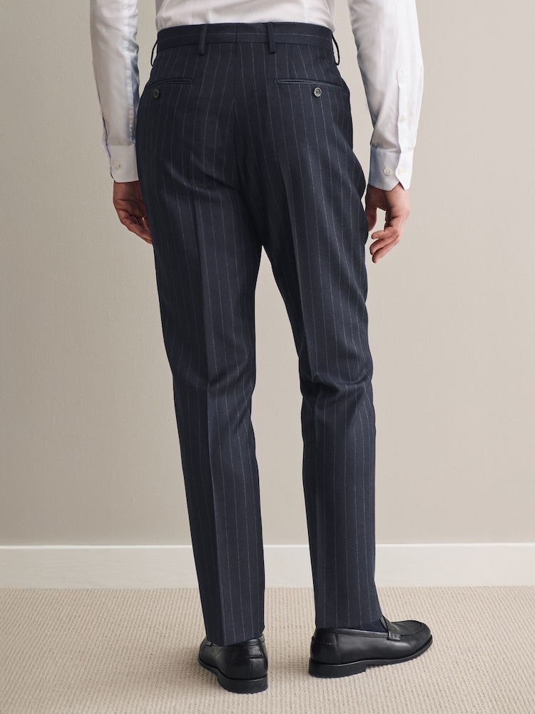 Bleu marine - Coupe ajustée  Signature Empire Mills British Wool Rayure Pantalon de costume - Image 3 of 8