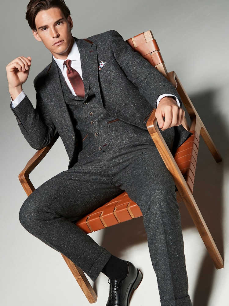 Charcoal Grey Trimmed Neppy Signature Nova Fides Suit Waistcoat - Image 2 of 6