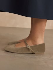 Green Velvet Standard/Wide Fit Forever Comfort® Square Toe Mary Jane Shoes - Image 1 of 8