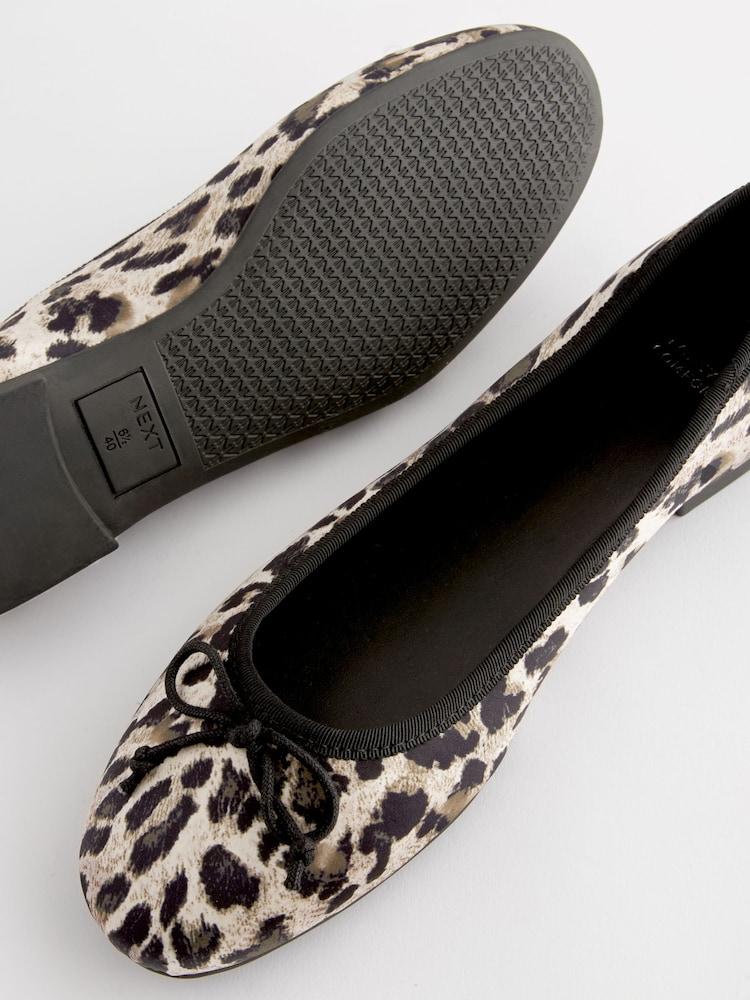 Leopard Standard/Wide Fit Forever Comfort® Ballerinas Shoes - Image 9 of 10