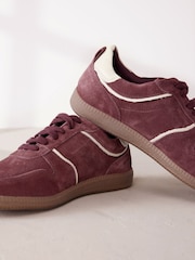 Burgundsko rdeča - Forever Comfort® Nizke retro usnjene trenirke - Slika 11 iz 11
