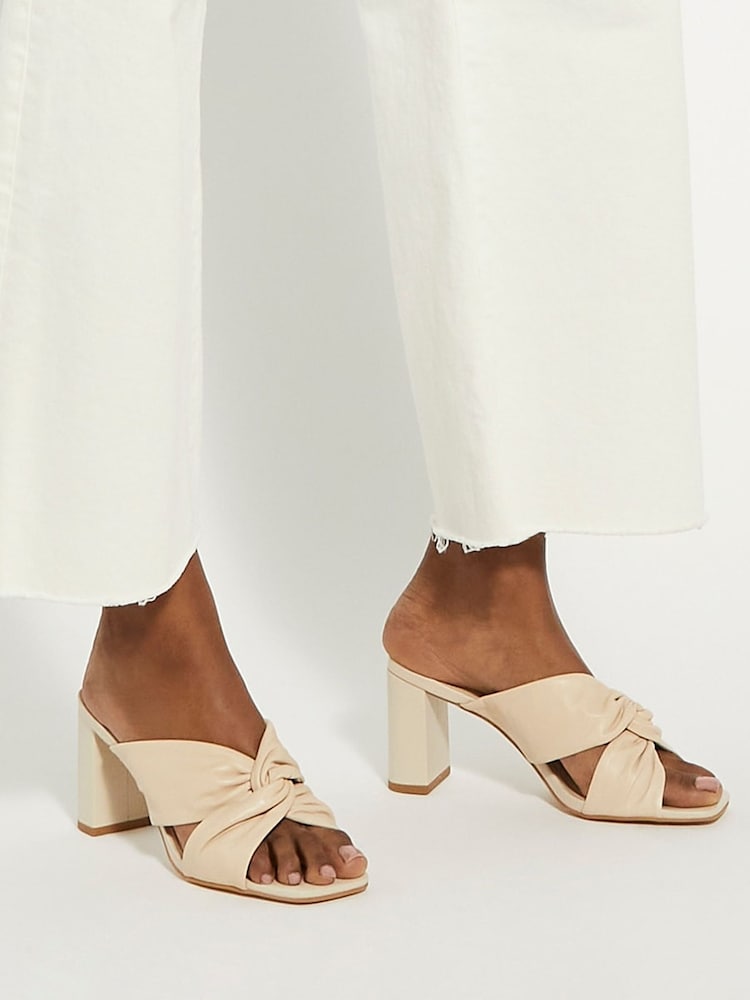 Cream - Dune London Maizing Weiche Pantoletten mit Knotendesign - Bild 1 von 6