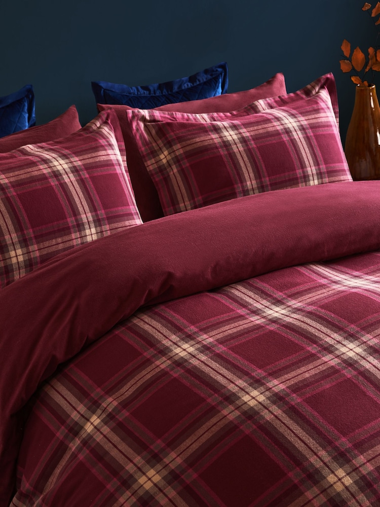 Red Burgundy Check Collection Luxe Brushed 100% Cotton Duvet Cover and Pillowcase Set - Image 2 of 4