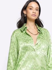 River Island Green Jaquard Satin Oversized Shirt - Image 4 of 6