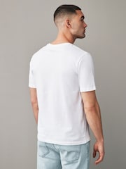 Castrol White 100% Cotton License T-Shirt - Image 3 of 7