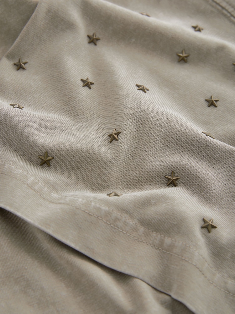 Khaki Grün mit Sternen - 100% Cotton Short Sleeve Washed Embellished Sparkle T-Shirt - Bild 6 von 6