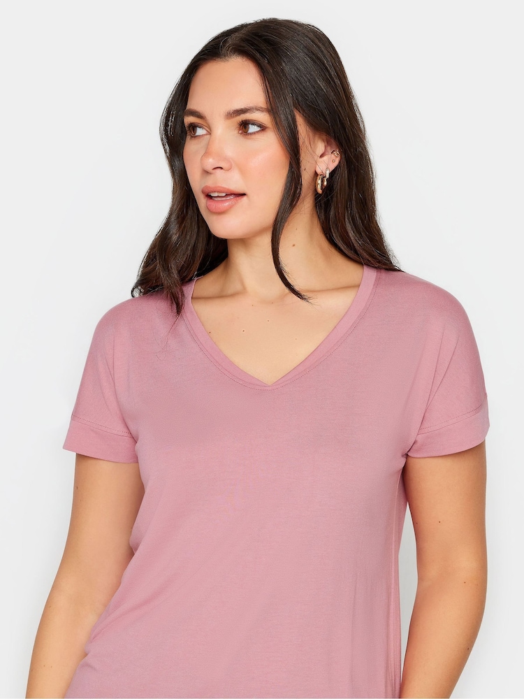 Rosa - Camiseta con cuello de pico PREMIUM de Long Tall Sally - Imagen 4 de 4 Rosa - Camiseta con cuello de pico PREMIUM de Long Tall Sally - Imagen 4 de 4