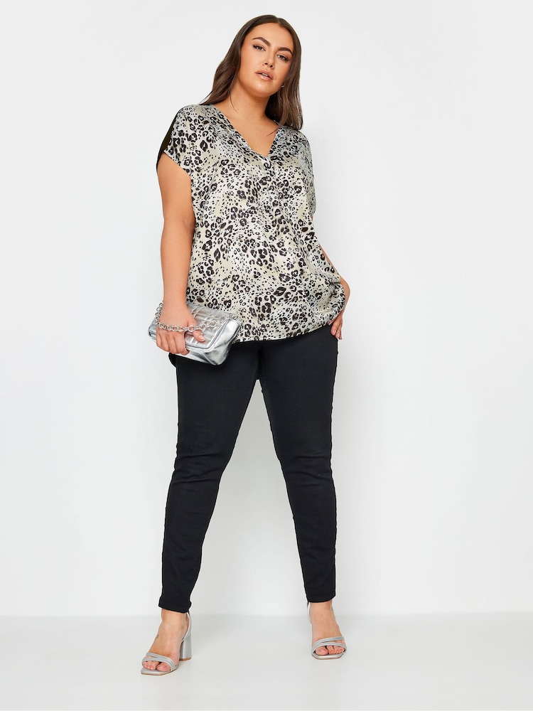 Yours Curve Black Woven Front T-Shirt - Image 2 of 4