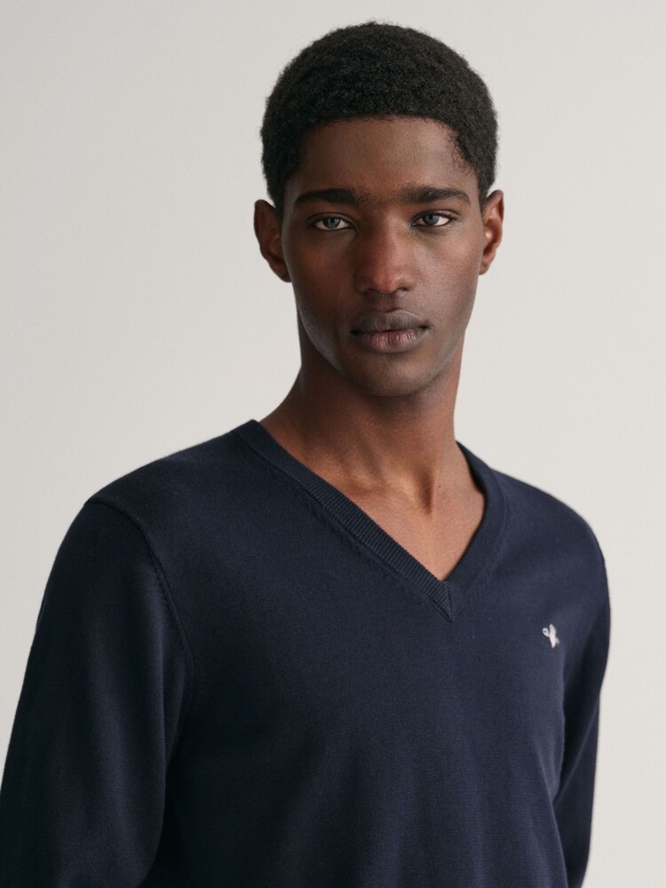 GANT Dark Navy Classic 100% Cotton V-Neck Jumper - Image 4 of 5