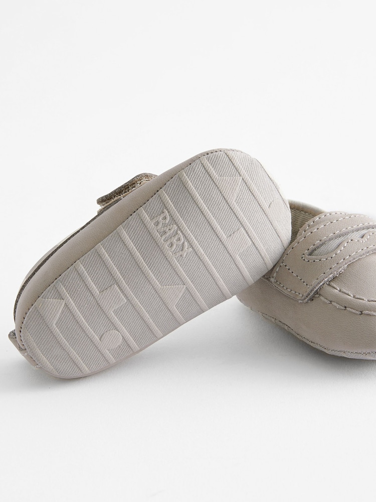 Neutral Moccasin Baby Shoes (0-24mths) - Image 5 of 6