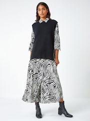 Roman Black Plain Crew Neck Knitted Vest - Image 3 of 5
