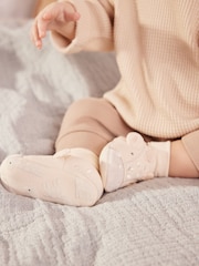 Neutral Giraffe Print Sensory Sock Top Baby Booties (0-2mths) - Image 4 of 9