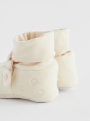 Neutral Giraffe Print Sensory Sock Top Baby Booties (0-2mths) - Image 7 of 9