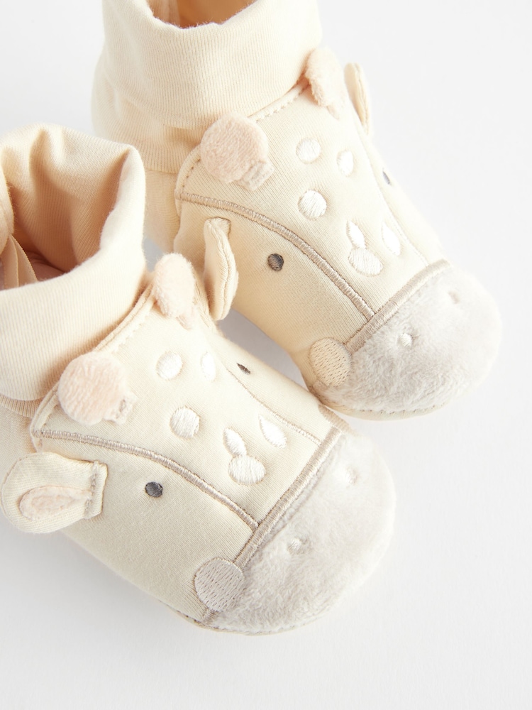 Neutral Giraffe Print Sensory Sock Top Baby Booties (0-2mths) - Image 9 of 9