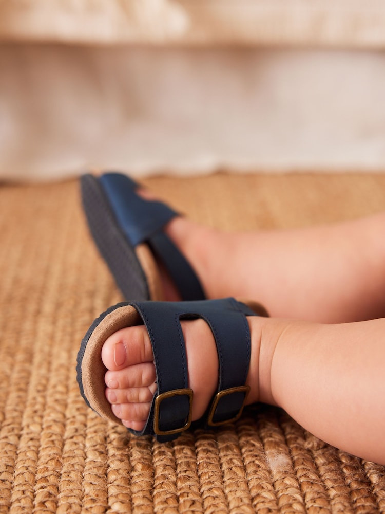 Marineblau/blau - Baby-Sandalen mit Korkbett und doppeltem Klettverschluss (0–24Monate) - Bild 2 von 7