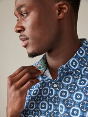 Light Blue/Blue Geometric Regular Fit 100% Cotton Printed Short Sleeve Shirt - Image 4 of 7