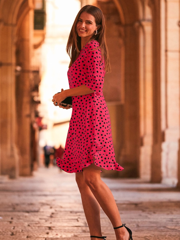 Sosandar Red Spot Spot Ruffle Hem Shift Dress - Image 2 of 5