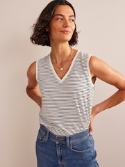 Boden Cream Regular V-Neck Slub 100% Cotton Vest - Image 3 of 5