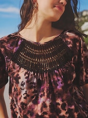 Pink Animal Short Sleeve Crochet Bubblehem Printed Top - Image 4 of 6